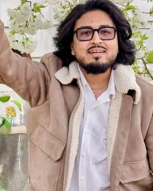 Siam Ahmed, Marketing, DRESSOURCE team